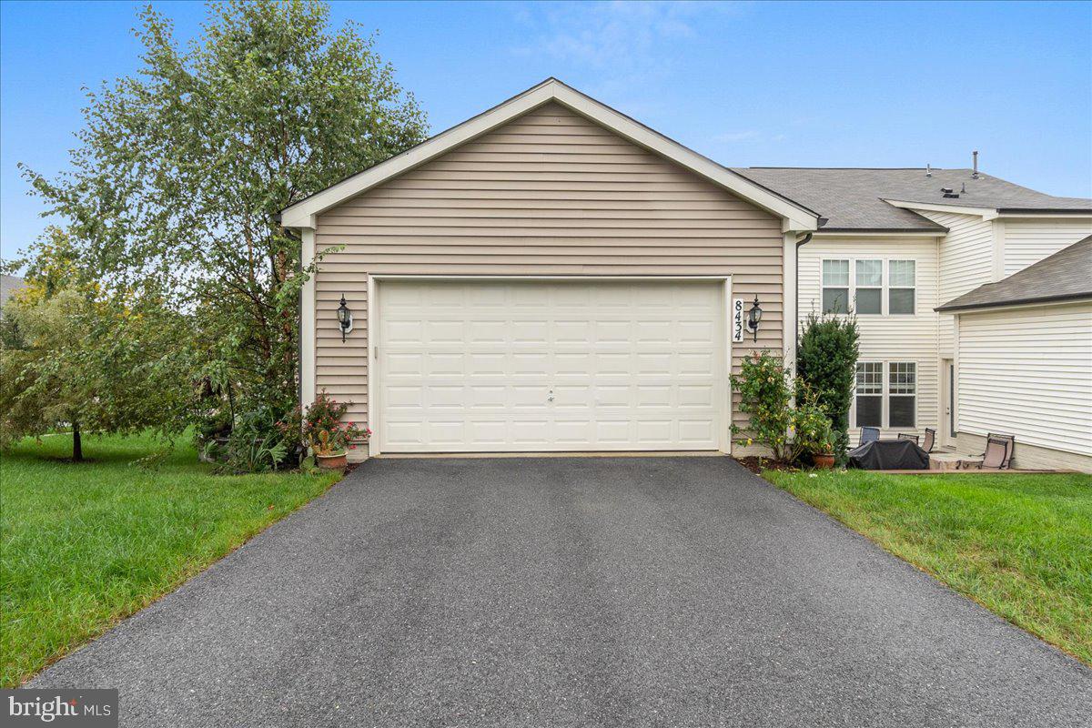 8434 Cliffview Lane Frederick, MD 21704 - Photo 32 of 53 Nice Driveway for parking