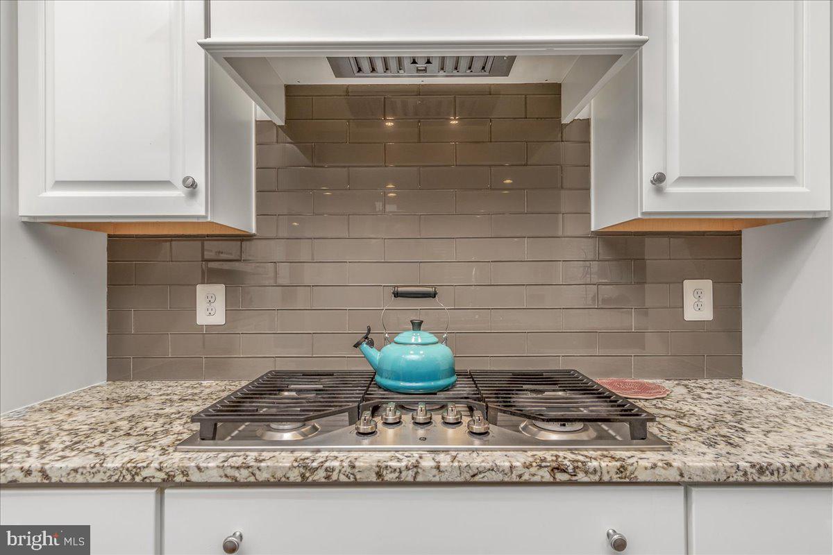 8434 Cliffview Lane Frederick, MD 21704 - Photo 6 of 53