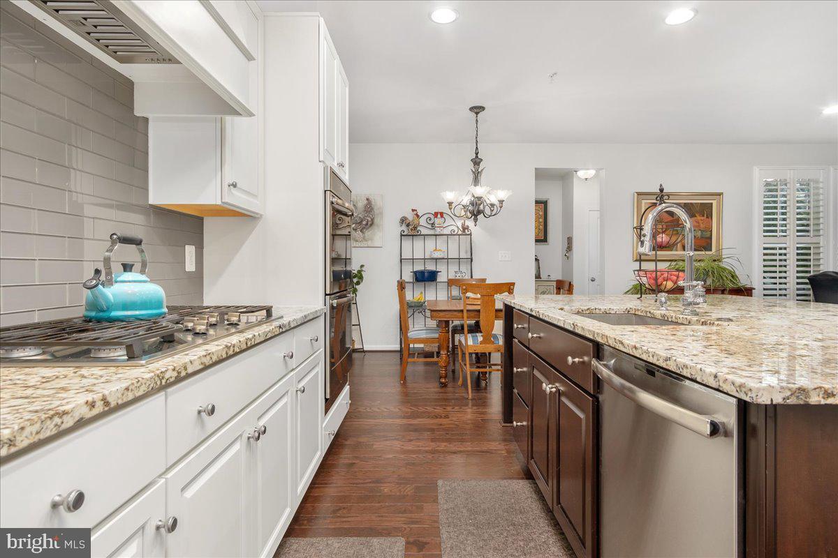 8434 Cliffview Lane Frederick, MD 21704 - Photo 7 of 53