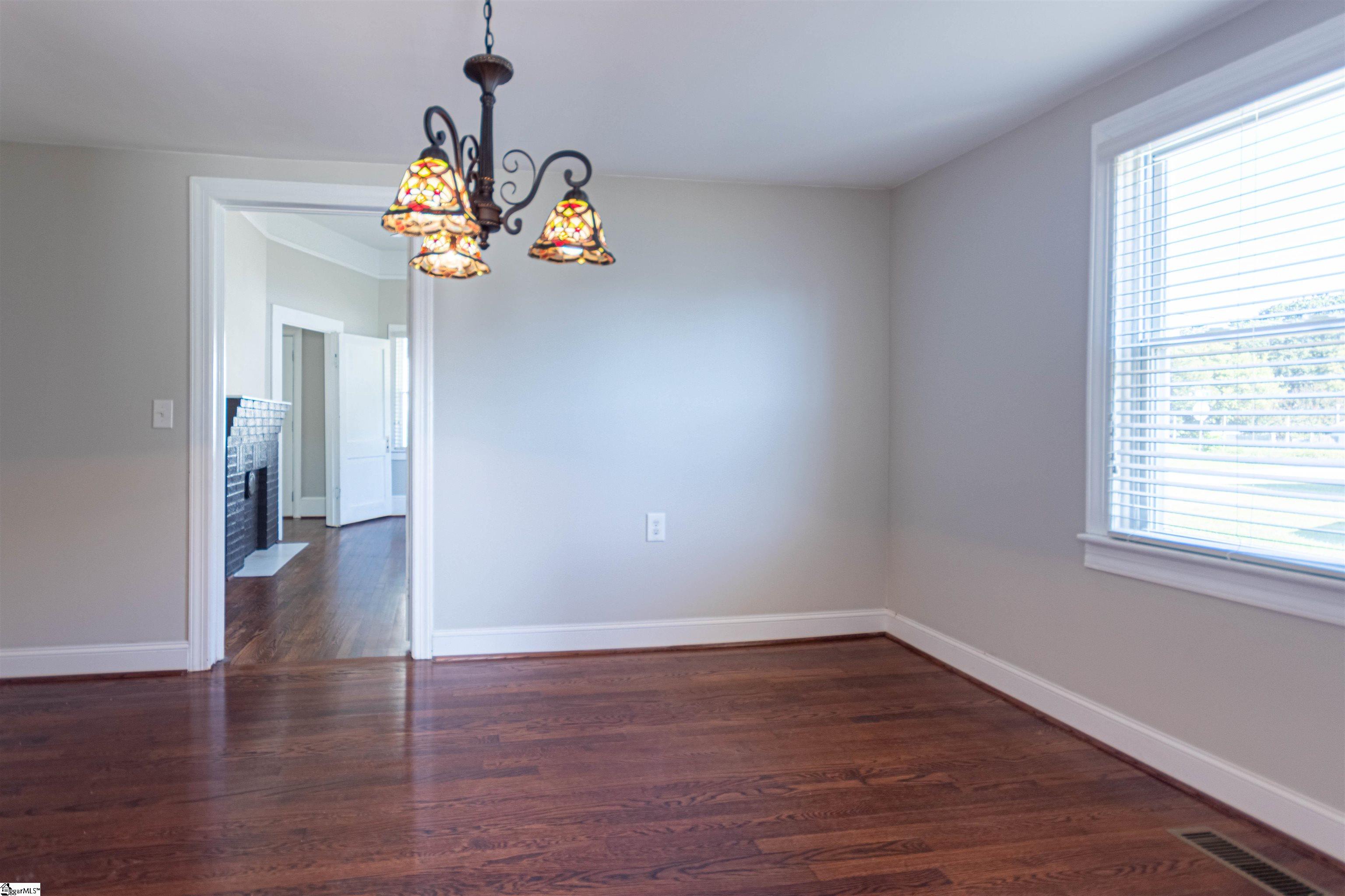 170 J Street Greer, SC 29651 - Photo 8 of 18 Gallery Image 8