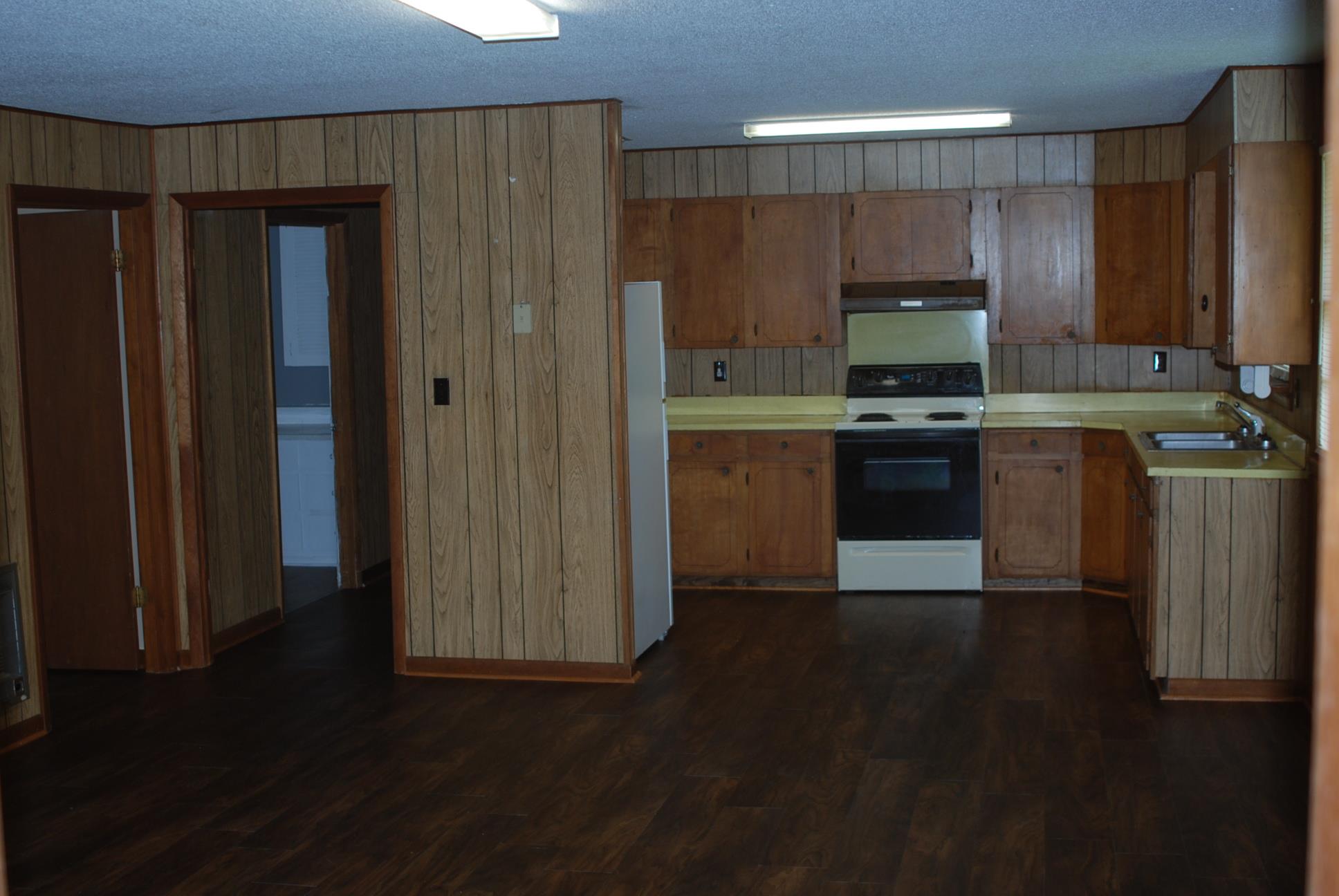 90 Hawkins Cove Road Cowan, TN 37318 - Photo 3 of 9 great room