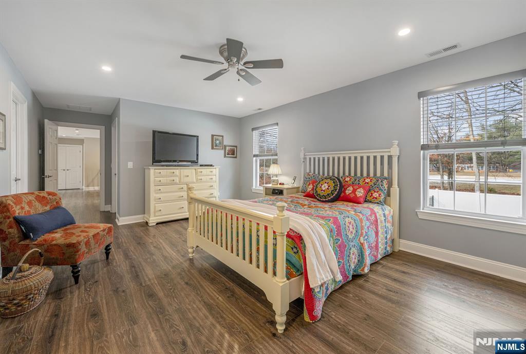 7 Winding Ridge Road Lake Hopatcong, NJ 07849 - Photo 27 of 48 a bedroom with a bed and a window