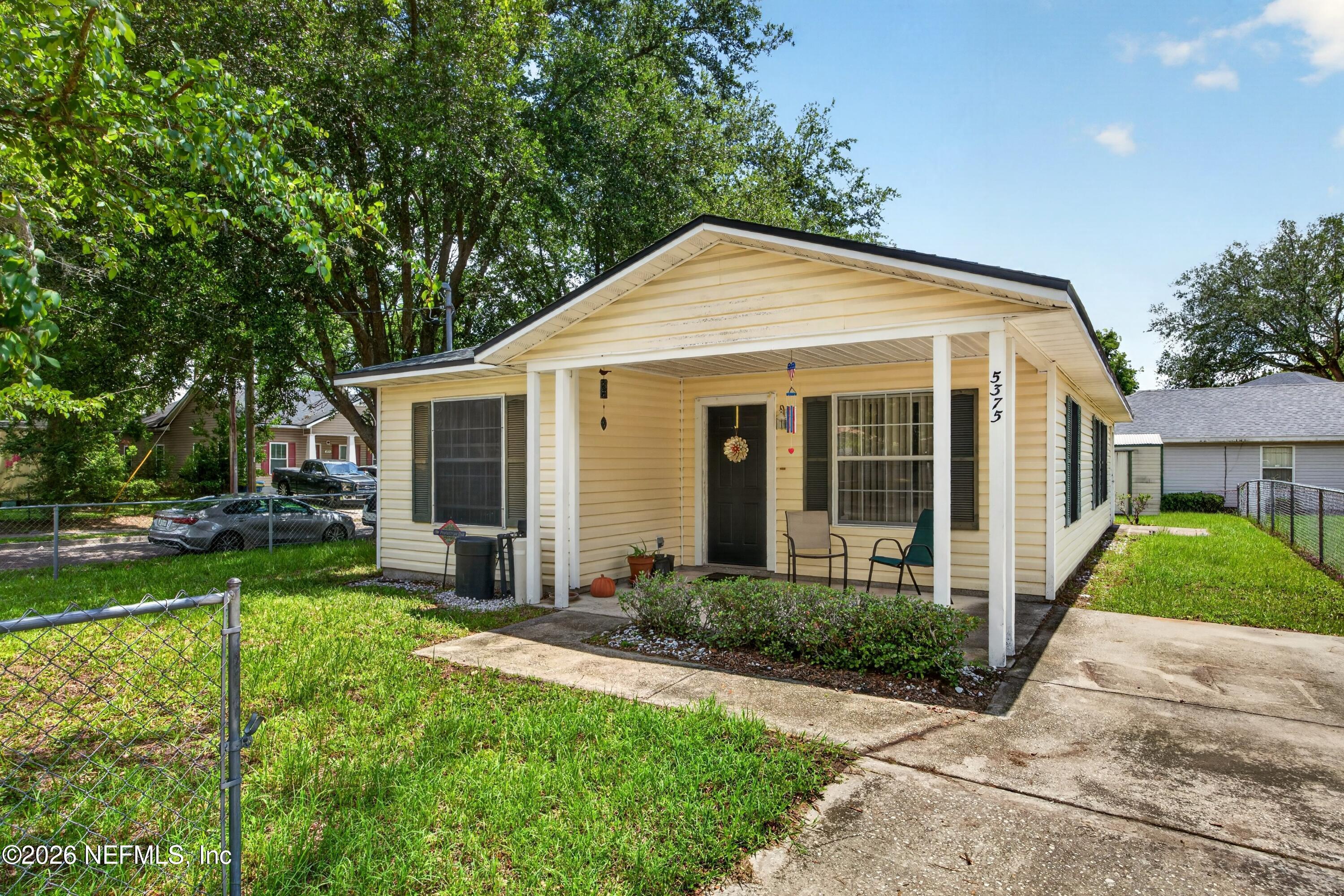 5375 Dodge Road Jacksonville, FL 32209 - Photo 3 of 27 5375 Dodge Rd-14