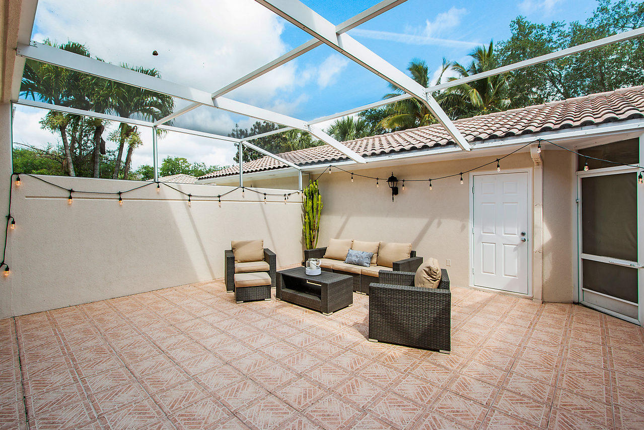 1967 Frederick Small Road Jupiter, FL 33458 - Photo 17 of 30 Patio