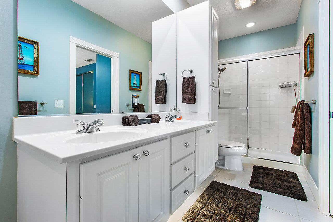 1967 Frederick Small Road Jupiter, FL 33458 - Photo 23 of 30 Master Bathroom