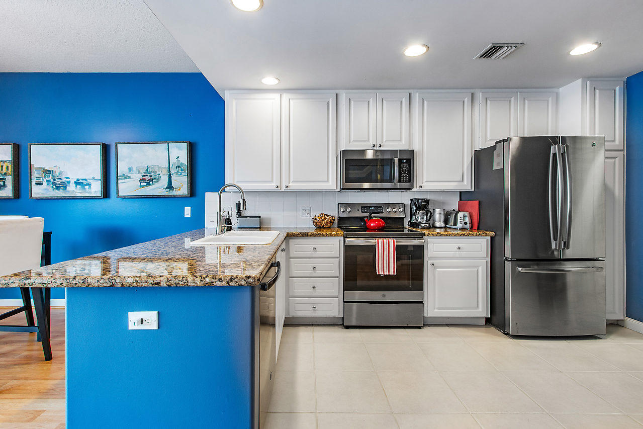 1967 Frederick Small Road Jupiter, FL 33458 - Photo 8 of 30 Kitchen
