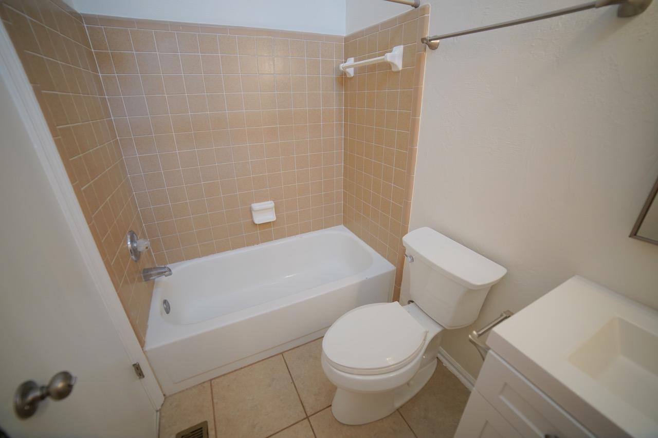 1240 High Road Tallahassee, FL 32304 - Photo 15 of 18