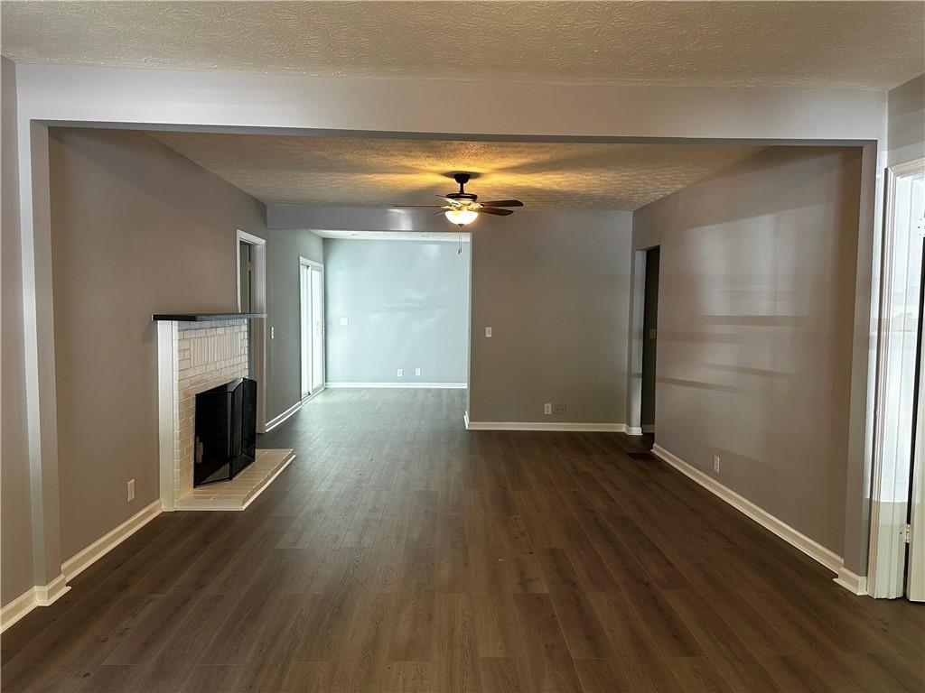 10790 Waters Road Alpharetta, GA 30022 - Photo 3 of 33
