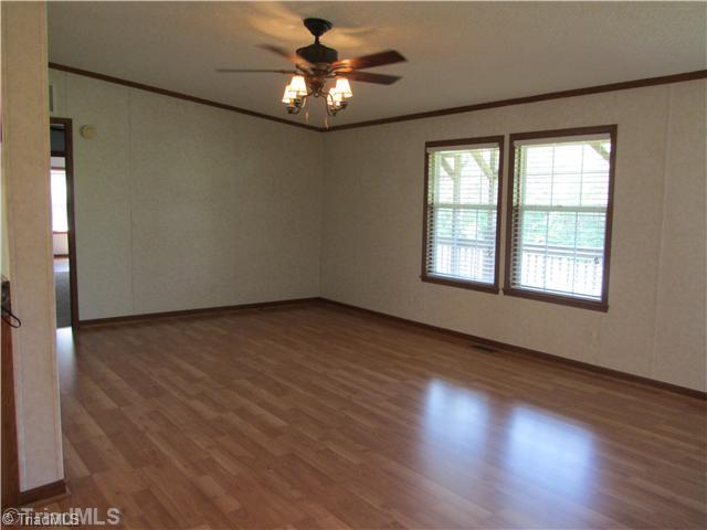 1901 Martin Farm Road Madison, NC 27025 - Photo 7 of 16 Living Room.