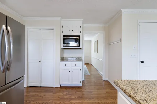 $619,900 | 219 East Thistle Lane, Greenville, SC 29615