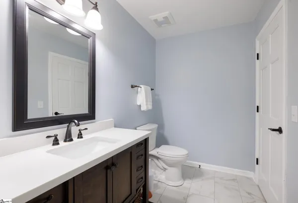 $619,900 | 219 East Thistle Lane, Greenville, SC 29615