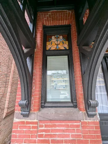$13,750 | 2150 West Monroe Street, Chicago, IL 60612