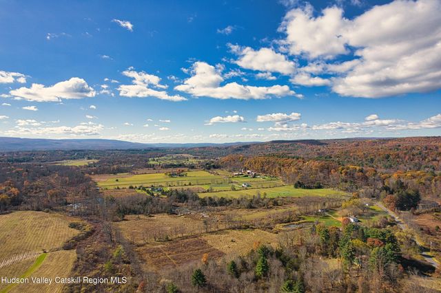 $850,000 | 315 Pine Bush Road, Stone Ridge, NY 12484