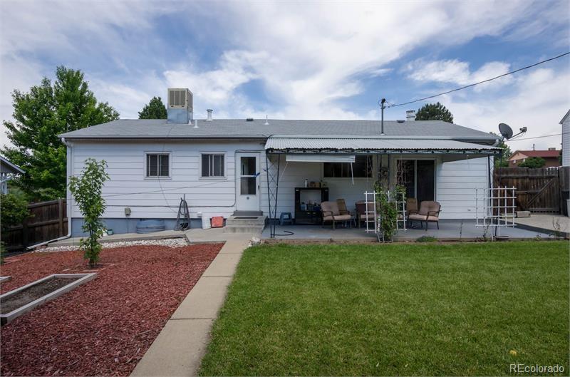 8237 Conifer Road Denver, CO 80221 - Photo 17 of 21 Gallery Image 17