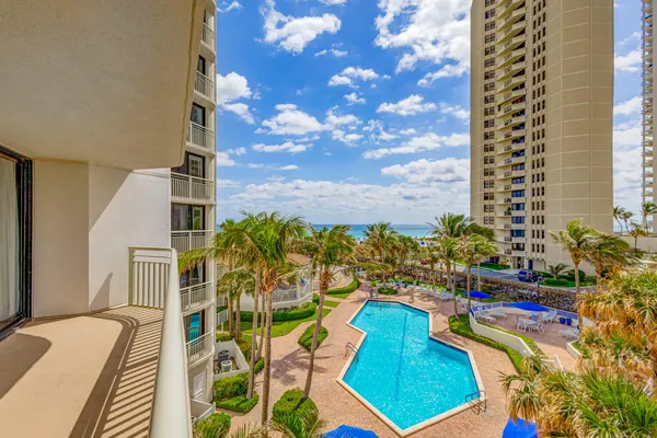 $3,500 | 3000 North Ocean Drive, Unit 4G, Singer Island, FL 33404