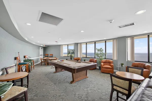 $3,500 | 3000 North Ocean Drive, Unit 4G, Singer Island, FL 33404