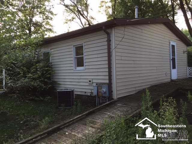13609 Lulu Road Ida, MI 48140 - Photo 11 of 12 21205182-10.JPG