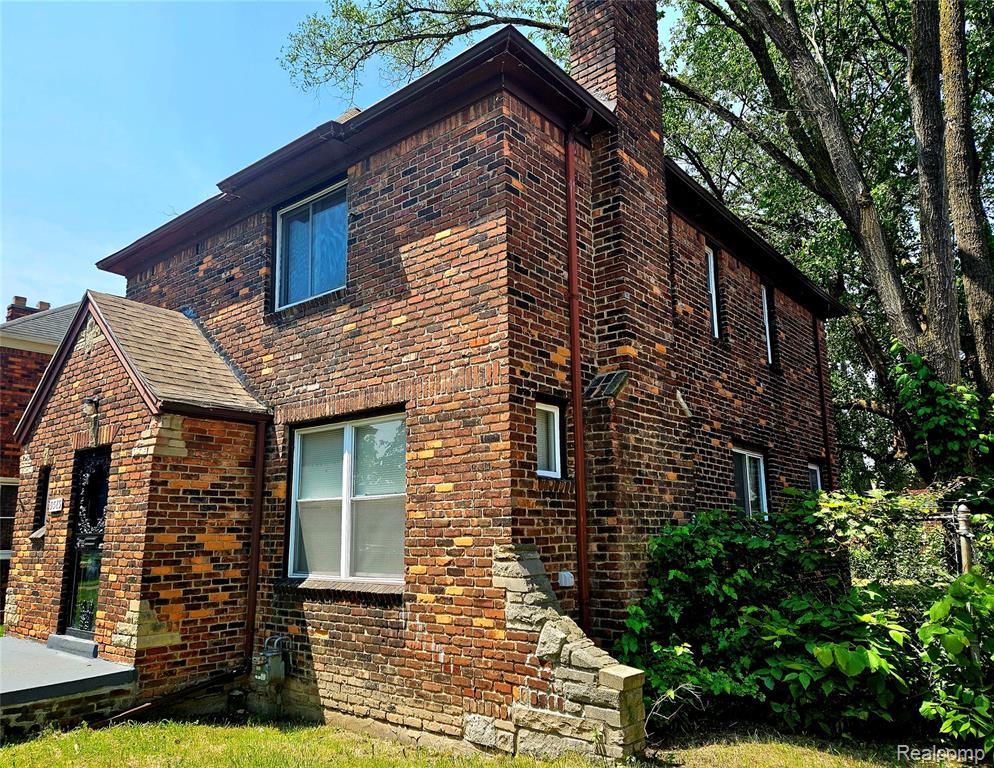 9585 Terry Street Detroit, MI 48227 - Photo 9 of 39