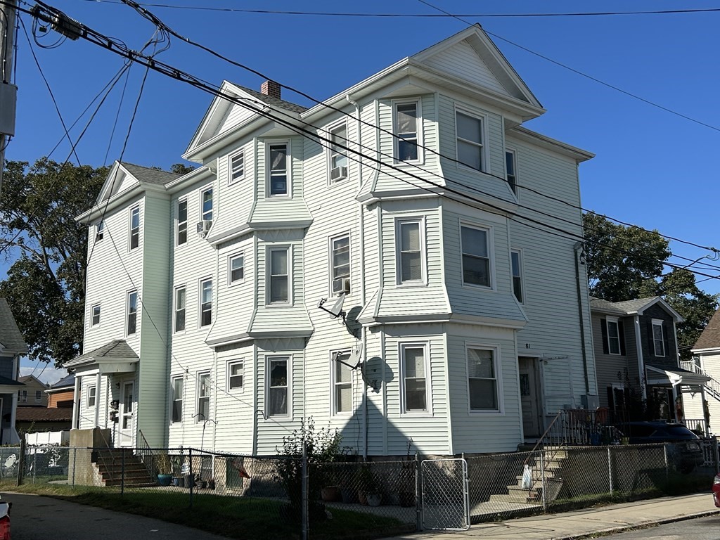 81 Swindells Street Fall River, MA 02723 - Photo 3 of 7 Gallery Image 3