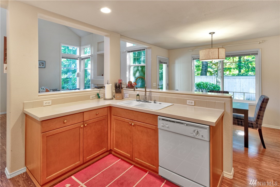4845 Northeast 5th Street Renton, WA 98059 - Photo 11 of 23