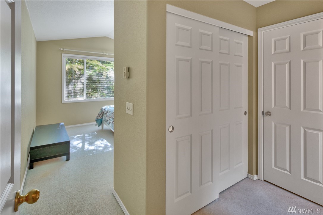 4845 Northeast 5th Street Renton, WA 98059 - Photo 16 of 23