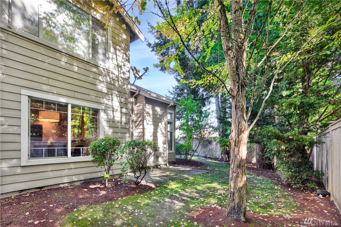 4845 Northeast 5th Street Renton, WA 98059 - Photo 21 of 23