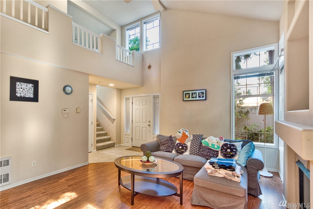 4845 Northeast 5th Street Renton, WA 98059 - Photo 5 of 23