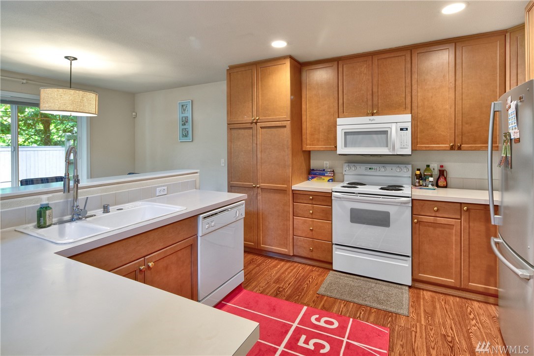 4845 Northeast 5th Street Renton, WA 98059 - Photo 10 of 23