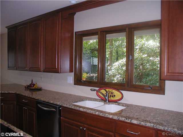 7249 Beach Road Chesterfield, VA 23838 - Photo 3 of 9 Kitchen