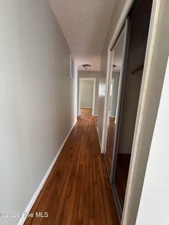 $1,200 | 503 Henderson Drive, Jacksonville, NC 28540