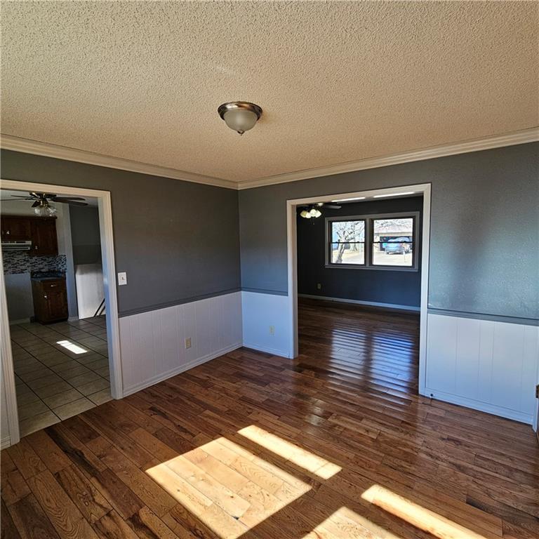 803 Spruce Street Frontenac, KS 66763 - Photo 11 of 62