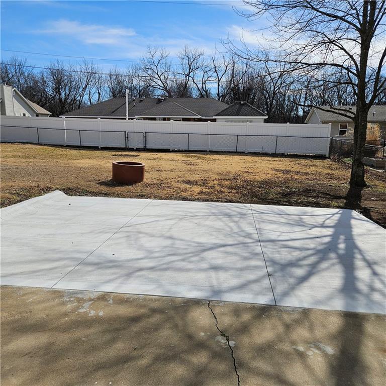 803 Spruce Street Frontenac, KS 66763 - Photo 20 of 62