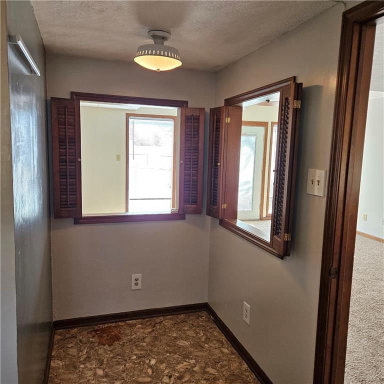 803 Spruce Street Frontenac, KS 66763 - Photo 22 of 62