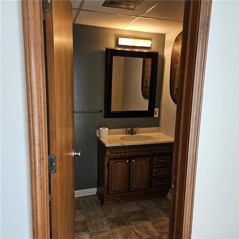 803 Spruce Street Frontenac, KS 66763 - Photo 24 of 62