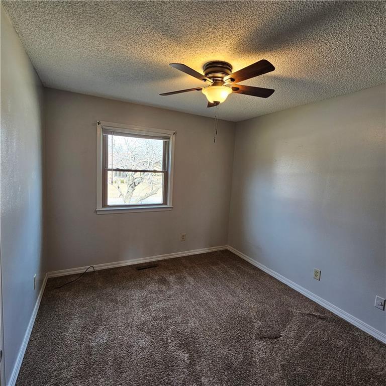 803 Spruce Street Frontenac, KS 66763 - Photo 30 of 62