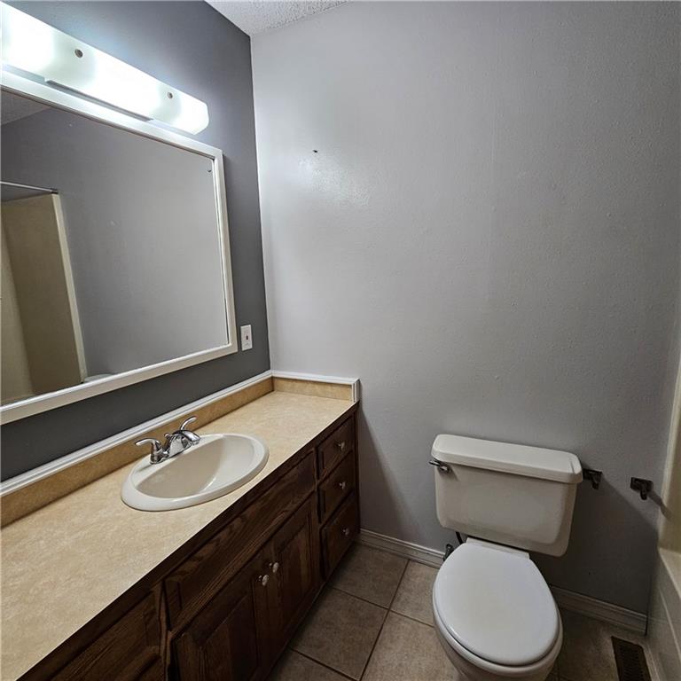 803 Spruce Street Frontenac, KS 66763 - Photo 47 of 62