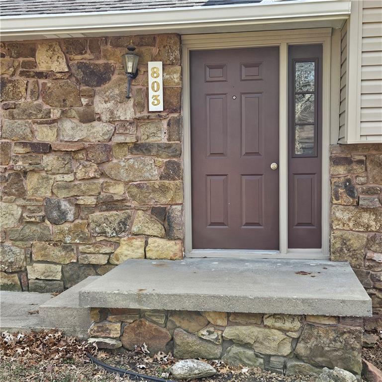 803 Spruce Street Frontenac, KS 66763 - Photo 5 of 62