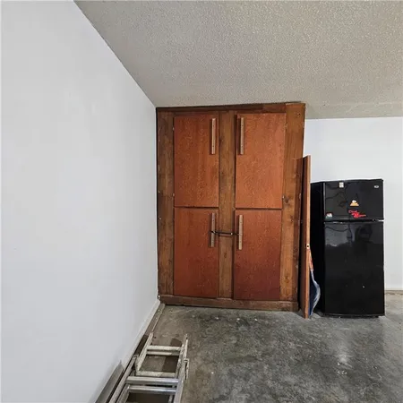 $264,900 | 803 Spruce Street, Frontenac, KS 66763