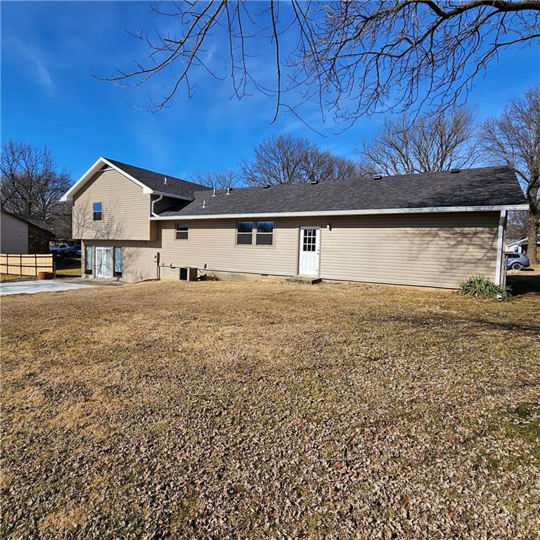 803 Spruce Street Frontenac, KS 66763 - Photo 57 of 62