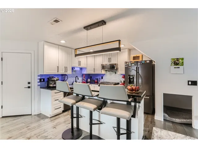 $459,000 | 3163 Southwest 199th Terrace, Beaverton, OR 97003