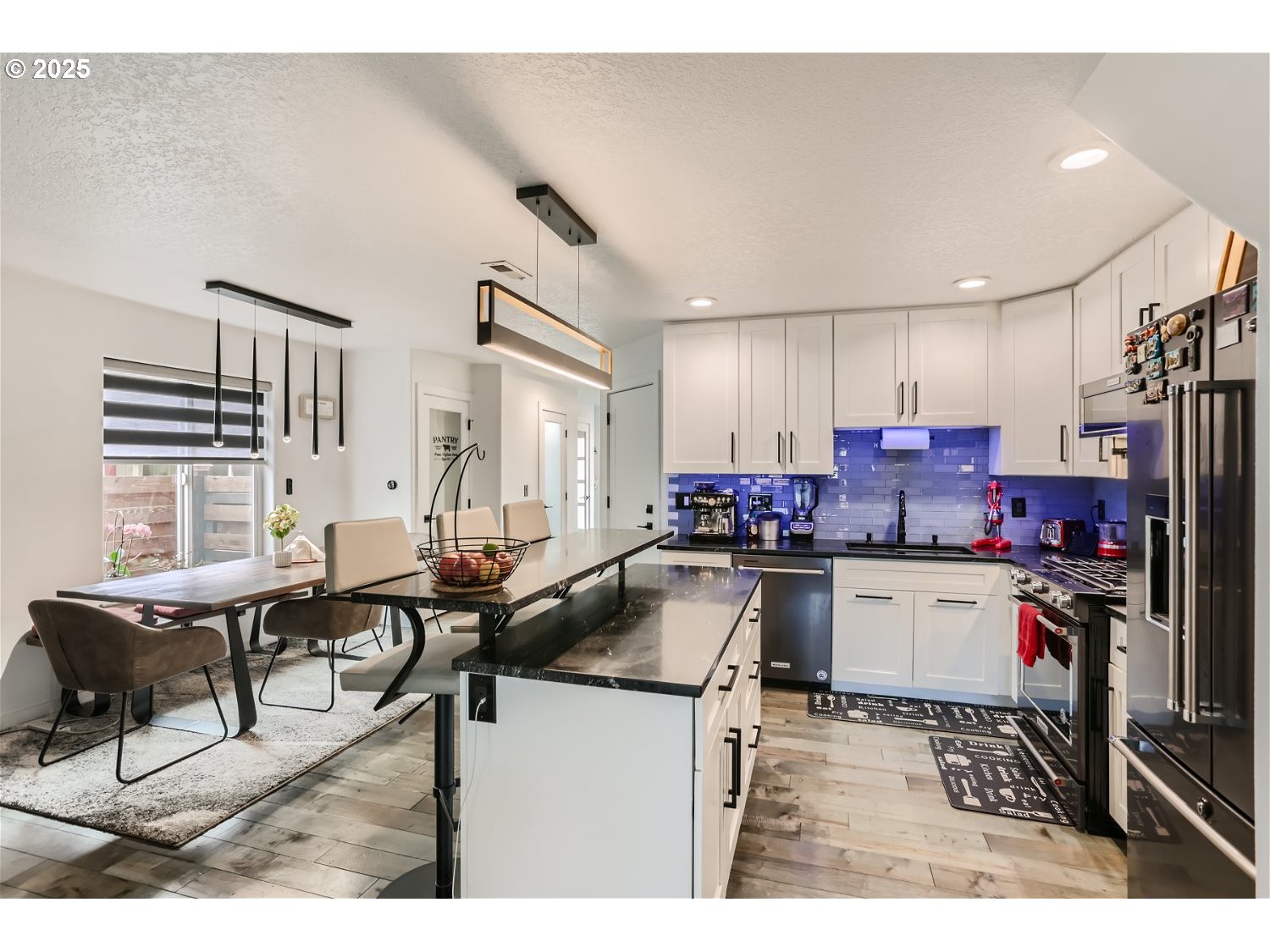 3163 Southwest 199th Terrace Beaverton, OR 97003 - Photo 14 of 34