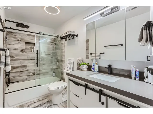 $459,000 | 3163 Southwest 199th Terrace, Beaverton, OR 97003