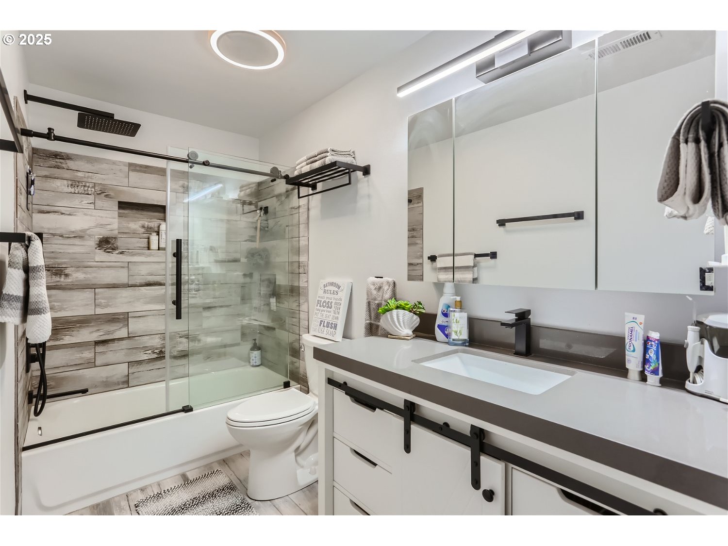 3163 Southwest 199th Terrace Beaverton, OR 97003 - Photo 23 of 34