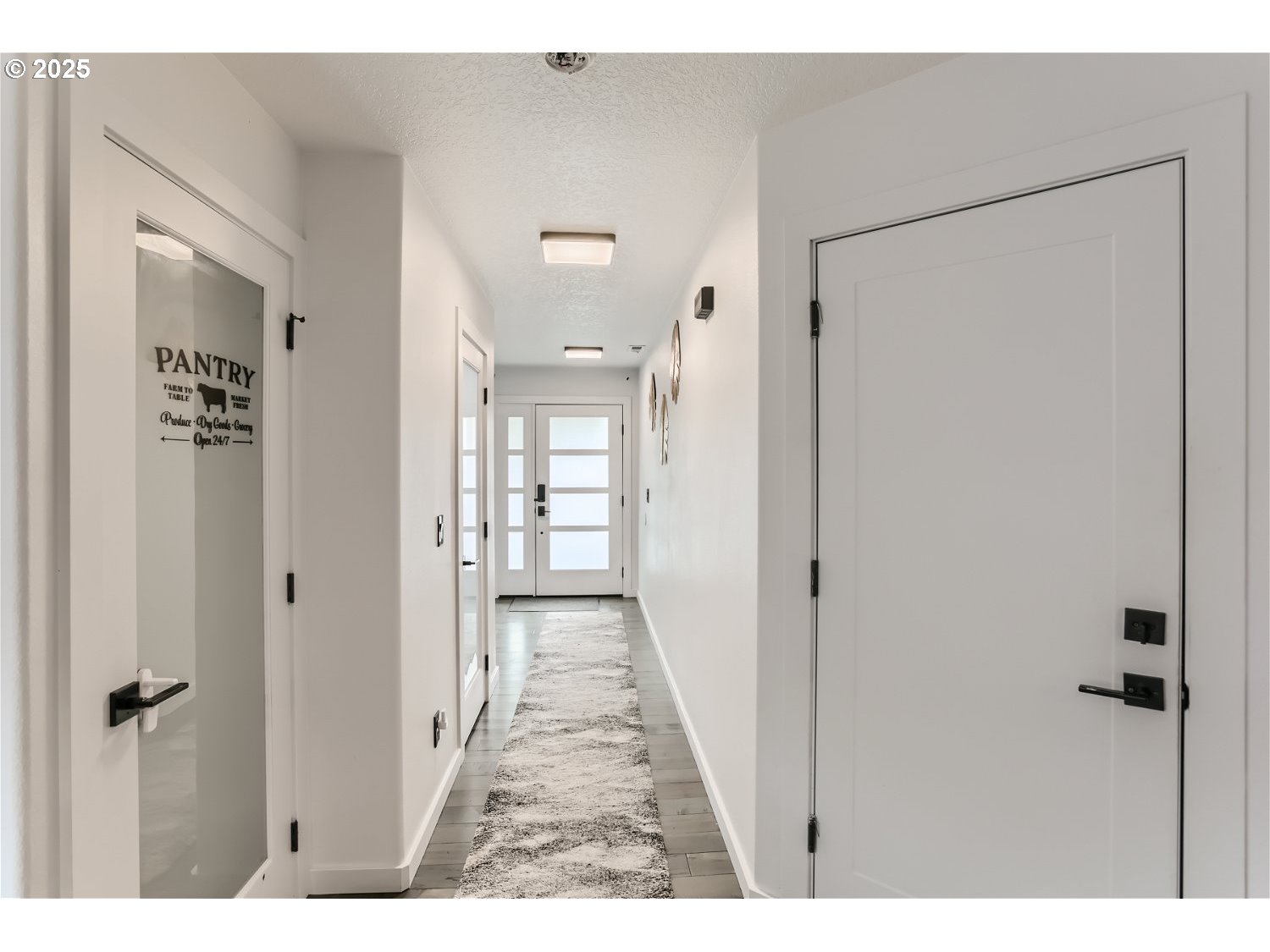 3163 Southwest 199th Terrace Beaverton, OR 97003 - Photo 6 of 34