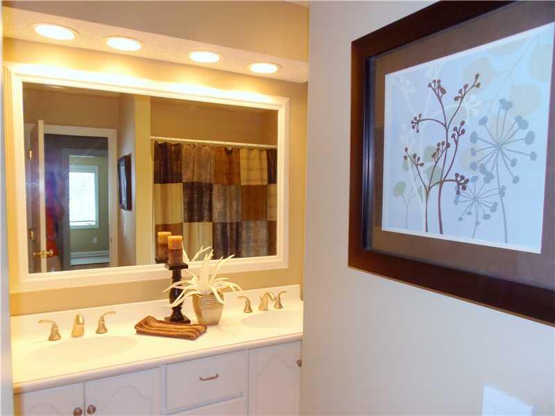12708 Charing Cross Road Carmel, IN 46033 - Photo 17 of 21 Gallery Image 17