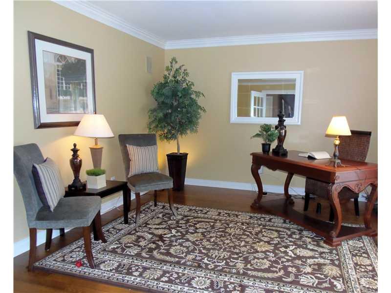 12708 Charing Cross Road Carmel, IN 46033 - Photo 4 of 21 Gallery Image 4