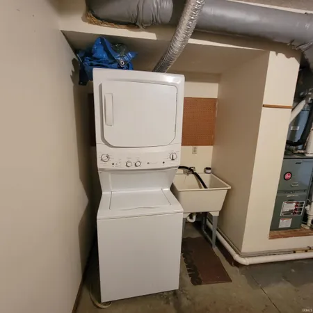 $180,000 | 5109 Woodmark Court, Fort Wayne, IN 46815