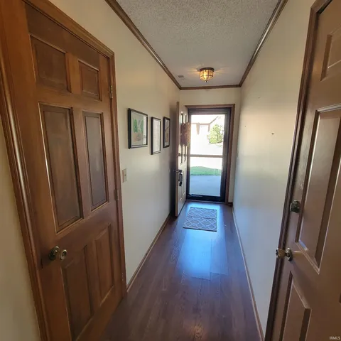 $180,000 | 5109 Woodmark Court, Fort Wayne, IN 46815