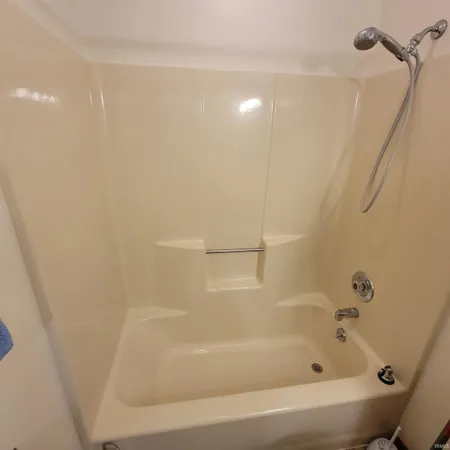 $180,000 | 5109 Woodmark Court, Fort Wayne, IN 46815