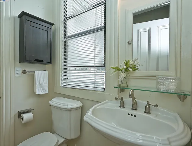 $1,098,000 | 1613 Union Street, Alameda, CA 94501